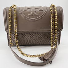 Load image into Gallery viewer, Tory Burch Fleming Convertible Shoulder Bag