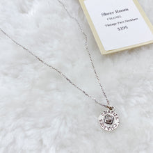 Load image into Gallery viewer, Chanel vintage necklace