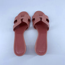 Load image into Gallery viewer, Hermes sandal