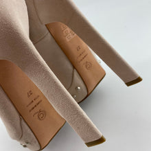 Load image into Gallery viewer, Alexander Mcqueen Heels