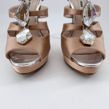 Load image into Gallery viewer, Miu Miu Heels