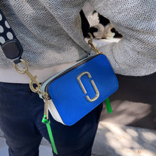 Load image into Gallery viewer, Marc Jacobs Snapshot leather bag