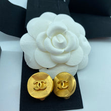 Load image into Gallery viewer, Chanel vintage gold ear clips