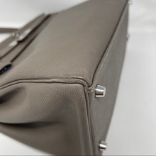 Load image into Gallery viewer, HERMES Kelly35 leather bag