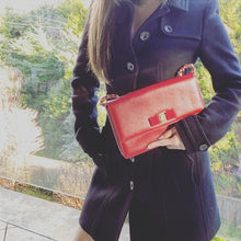 Load image into Gallery viewer, SALVATORE FERRAGAMO classic crossbody bag