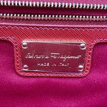 Load image into Gallery viewer, SALVATORE FERRAGAMO classic crossbody bag