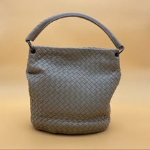 Load image into Gallery viewer, BOTTEGA VENETA classic leather Shoulder bag