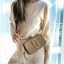 Load image into Gallery viewer, MARC JACOBS snapshot leather crossbody bag