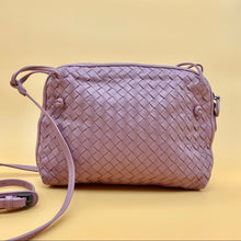 Load image into Gallery viewer, BOTTEGA VENETA Nodini leather bag