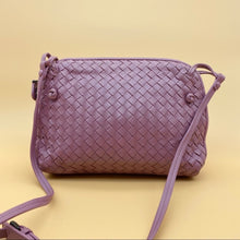 Load image into Gallery viewer, BOTTEGA VENETA Nodini leather bag
