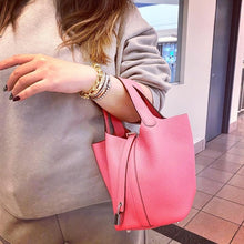 Load image into Gallery viewer, HERMES picotin18 leather bag