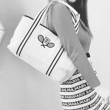 Load image into Gallery viewer, CHANEL vintage cloth Shoulder bag