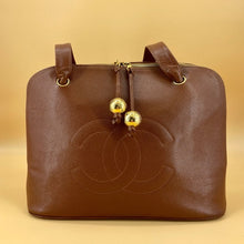 Load image into Gallery viewer, CHANEL VINTAGE golden ball shoulder bag TWS