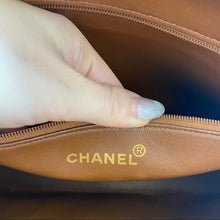 Load image into Gallery viewer, CHANEL VINTAGE golden ball shoulder bag TWS