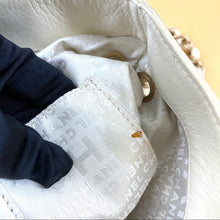 Load image into Gallery viewer, CHANEL Vintage leather ball bag