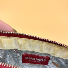 Load image into Gallery viewer, CHANEL Vintage Shoulder bag