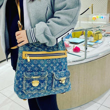 Load image into Gallery viewer, LOUIS VUITTON Denim Monogram Denim Baggy GM Bag