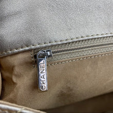 Load image into Gallery viewer, CHANEL Reissue 2.55 Clutch