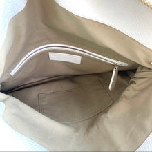 Load image into Gallery viewer, ALEXANDER MCQUEEN leather clutch bag