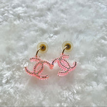 Load image into Gallery viewer, CHANEL CCn logo Crystal earrings