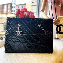 Load image into Gallery viewer, CHANEL patent leather tote