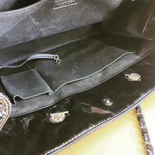 Load image into Gallery viewer, CHANEL patent leather tote