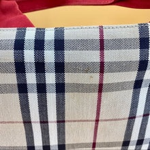 Load image into Gallery viewer, BURBERRY classic tote