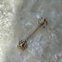 Load image into Gallery viewer, CHANEL crystal Earrings