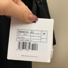 Load image into Gallery viewer, Red Valentino classic black dress