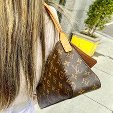 Load image into Gallery viewer, LOUIS VUITTON Looping bag