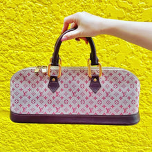 Load image into Gallery viewer, LOUIS VUITTON Vintage red Alma Long Handbag