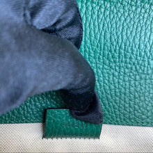 Load image into Gallery viewer, GUCCI Dionysus leather shoulder bag