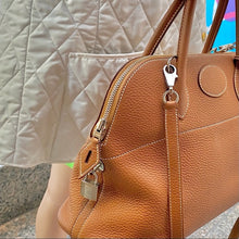 Load image into Gallery viewer, HERMES bolide31 leather bag
