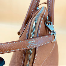 Load image into Gallery viewer, HERMES bolide31 leather bag