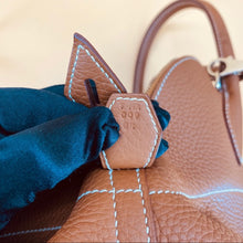 Load image into Gallery viewer, HERMES bolide31 leather bag