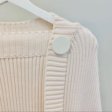 Load image into Gallery viewer, Jacquemus 100% wool sweater