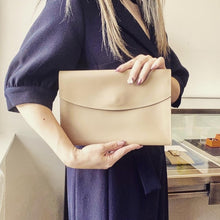 Load image into Gallery viewer, HERMES leather clutch