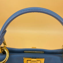 Load image into Gallery viewer, Fendi peekaboo small size leather bag