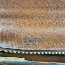 Load image into Gallery viewer, LOUIS VUITTON Monceau Vintage handbag TWS