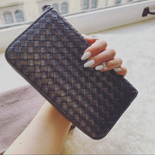 Load image into Gallery viewer, BOTTEGA VENETA classic leather wallet
