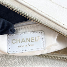 Load image into Gallery viewer, CHANEL Big logo leather shoulder bag