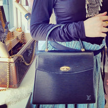 Load image into Gallery viewer, LOUIS VUITTON Marlesherbes epi leather bag