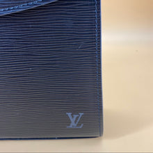 Load image into Gallery viewer, LOUIS VUITTON Marlesherbes epi leather bag