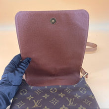 Load image into Gallery viewer, LOUIS VUITTON Musette shoulder bag