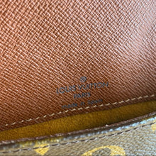 Load image into Gallery viewer, LOUIS VUITTON Musette shoulder bag