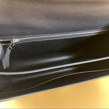 Load image into Gallery viewer, HERMES constance24 leather bag