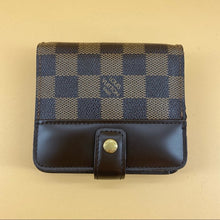 Load image into Gallery viewer, LOUIS VUITTON damier wallet