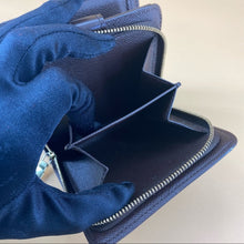 Load image into Gallery viewer, LOUIS VUITTON damier wallet