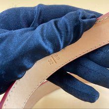 Load image into Gallery viewer, LOUIS VUITTON red belt