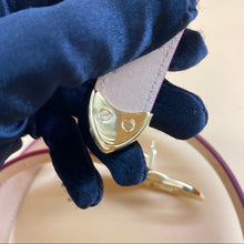Load image into Gallery viewer, LOUIS VUITTON red belt